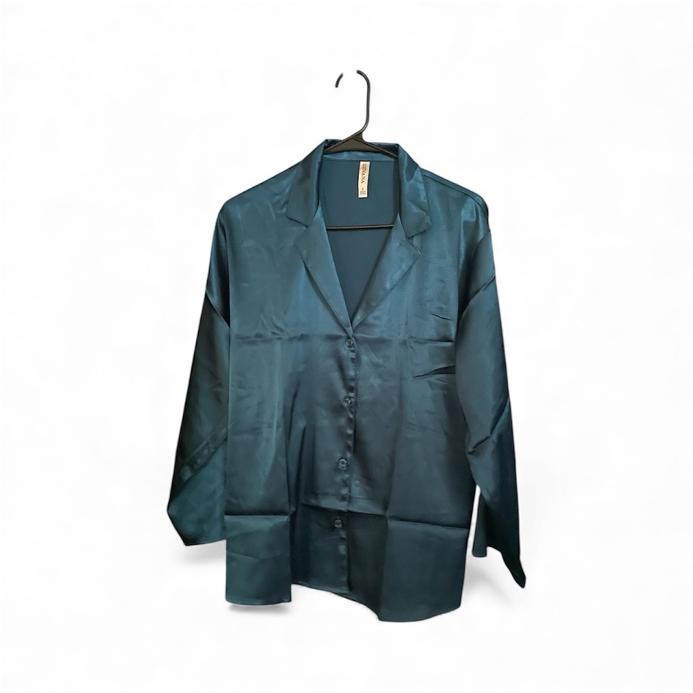 Zenana Outfitters Teal Blouse